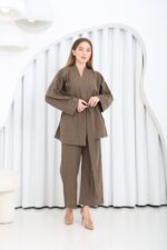 Olive Green linen suit - Image 5