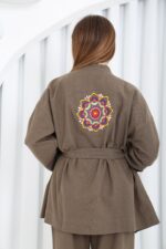 Olive Green linen suit - Image 3